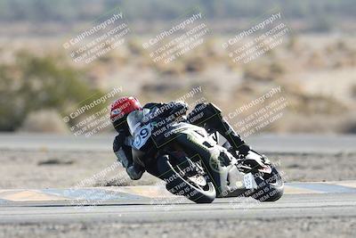 media/Dec-07-2025-CVMA (Sun) [[3e7d2de5dc]]/Race 12- Formula 40 MW and LW/